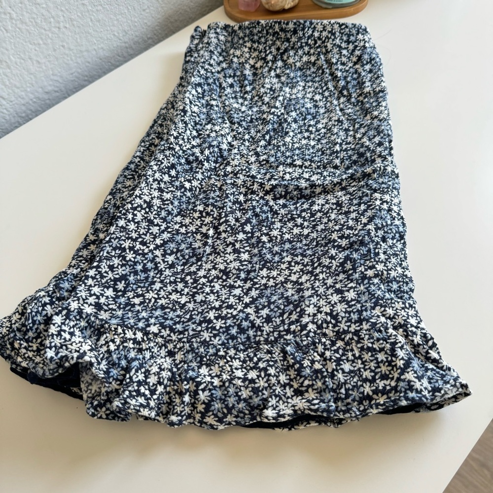 Abercrombie Ruffle Hem Mini Skirt